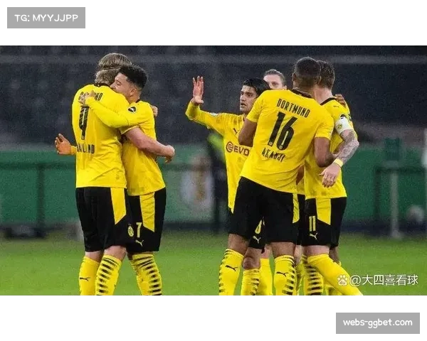 鲁尔新闻：多家英超球探现身威斯特法伦，考察多特蒙德年轻中卫